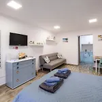 شقة Mirabella
